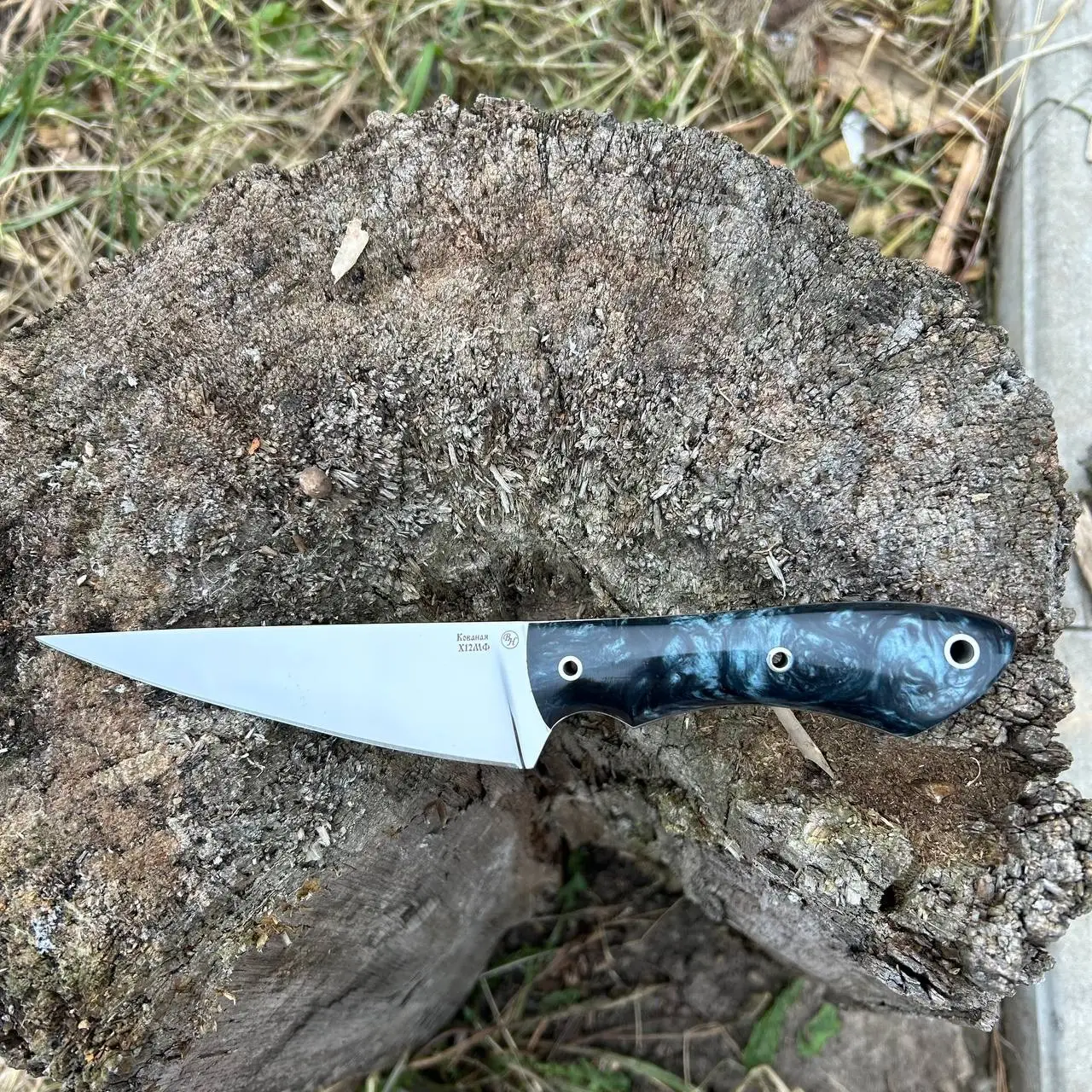 Нож 17